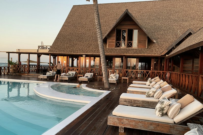 Cove Studio with pool view